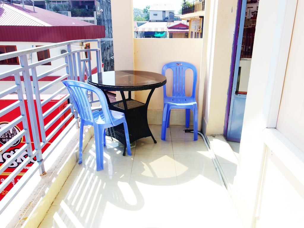 B52 Hostel Phnom Penh Habitación foto