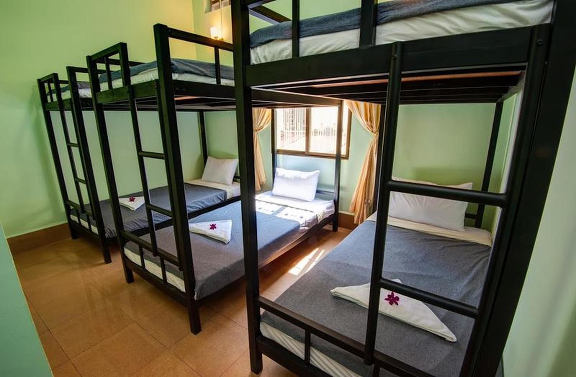 B52 Hostel Phnom Penh Exterior foto